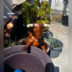 BULL STATUE (SLIGHTLY USED) HOME DECORATION